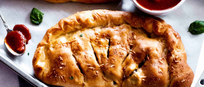 Cheese, Spicy Chicken, Red Onions & Green Chillies Calzone 